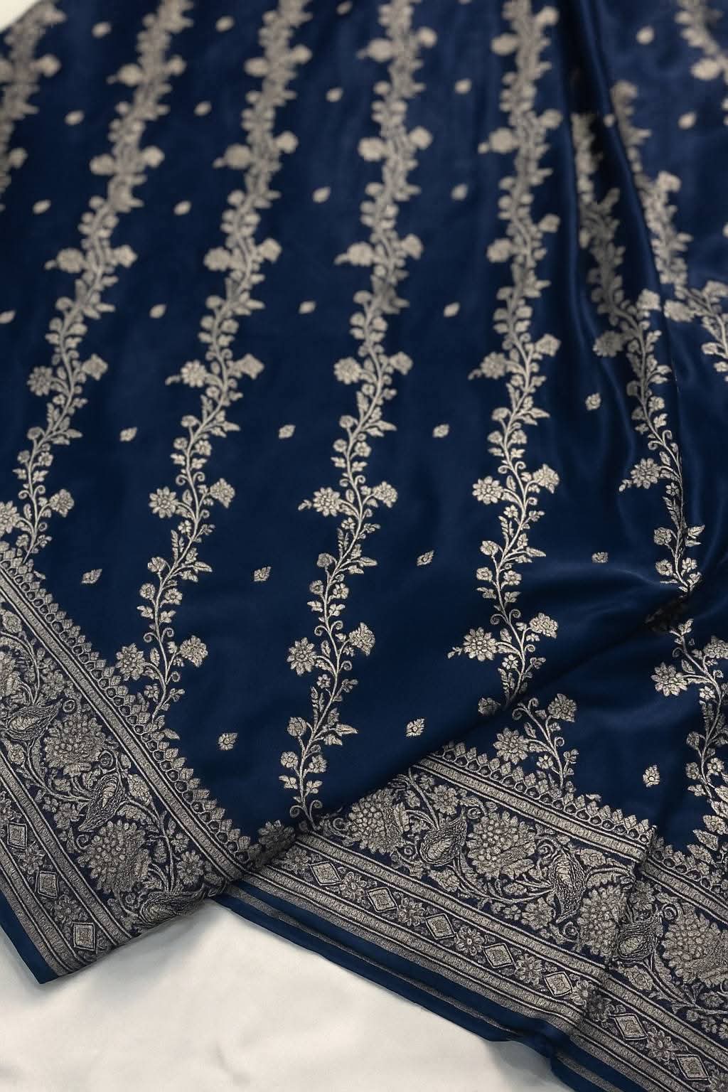 Designer Black Mashru Silk Saree with Jacquard Pattern