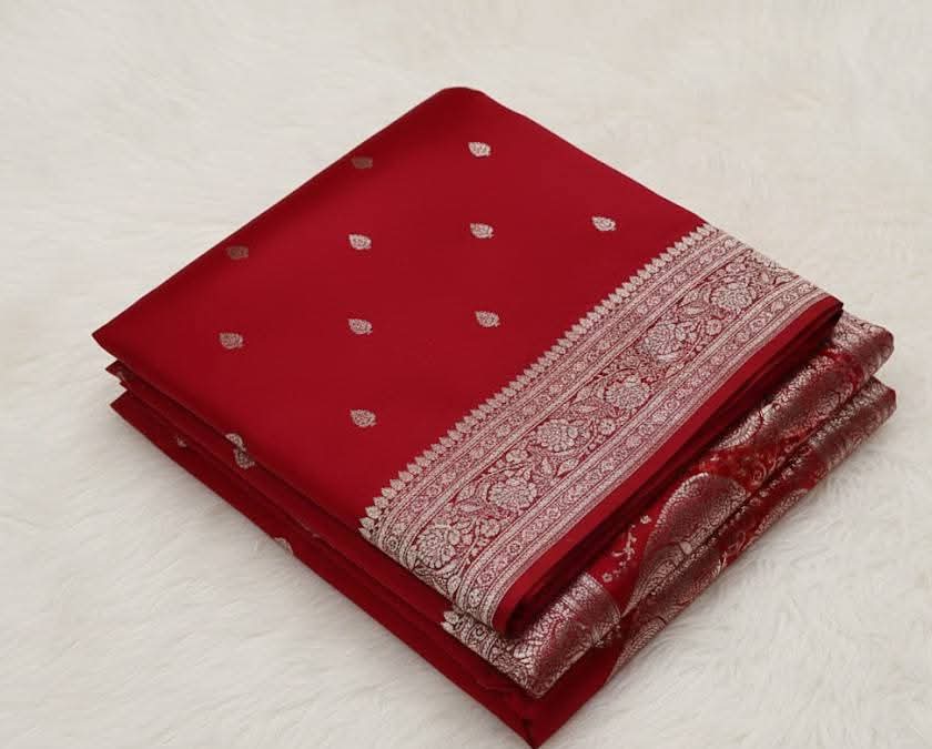 Wedding Wear Emerald Green Mashru Silk Saree with Rich Pallu