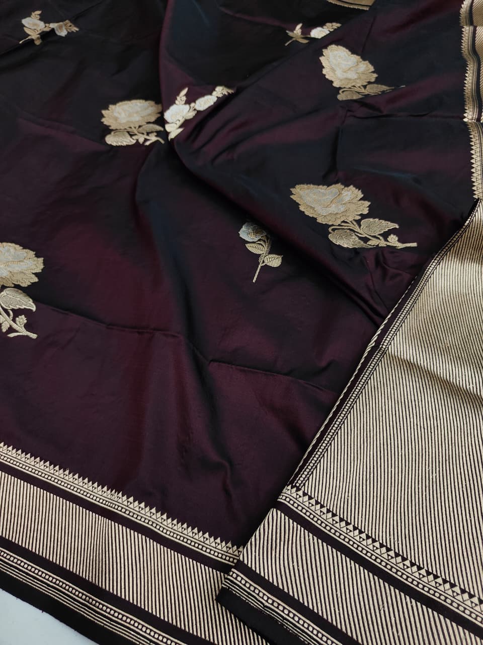 Grand Meenakari Zari Pure Banarasi Katan Satin Mashru Silk Kadhua Saree