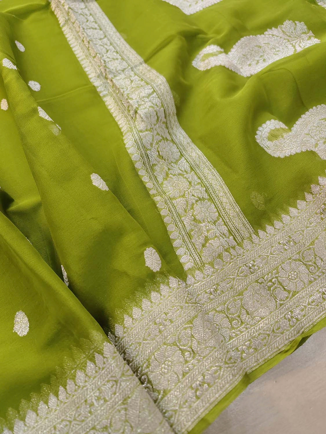Apple Green Khaddi Chiffon Handloom Silk Saree