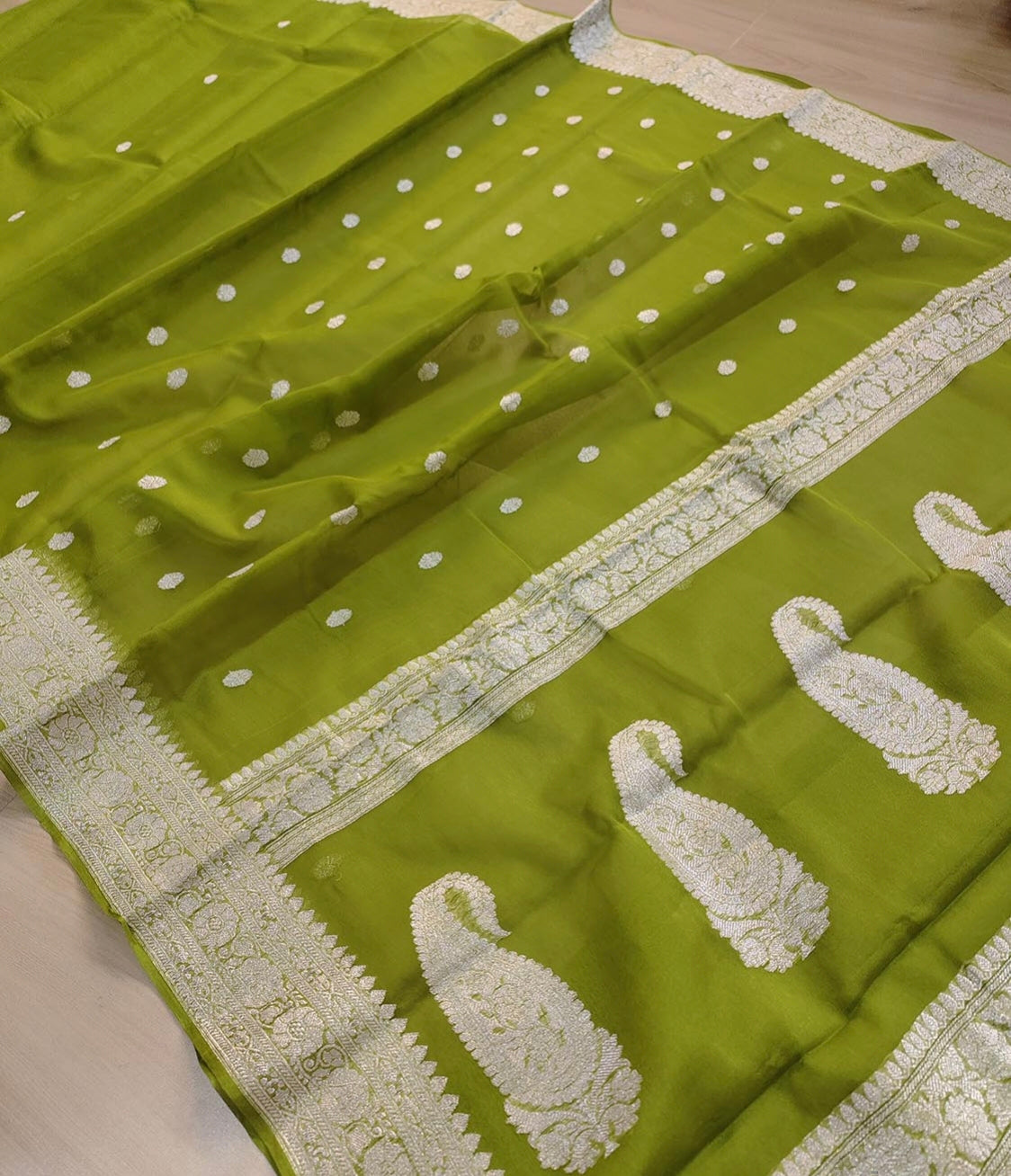Apple Green Khaddi Chiffon Handloom Silk Saree