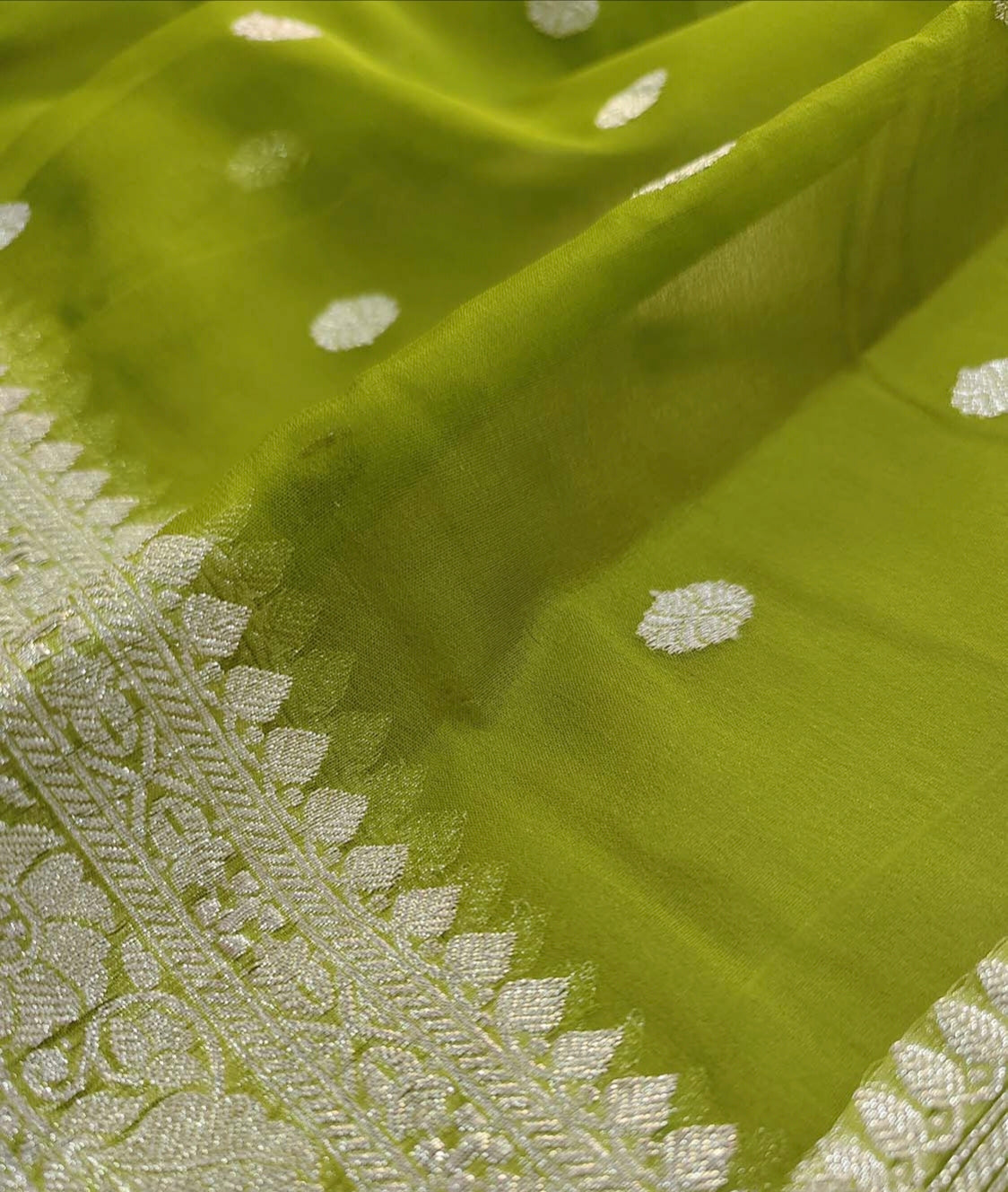 Apple Green Khaddi Chiffon Handloom Silk Saree